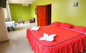 Tahuari Hotel